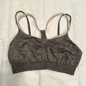 Carrie Underwood CALIA sports bra. Grey. Size: Large pre owned